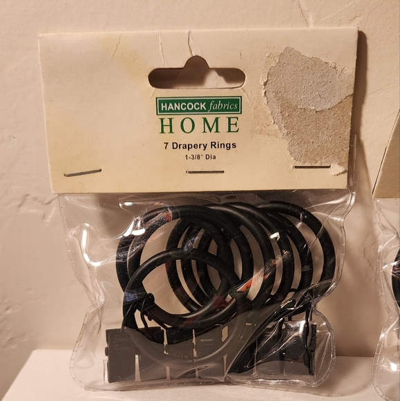 NWT Drapery Rings Black 2 Sets of 7. Total 14 Rings. Hancock Fabrics. - Picture 2 of 3